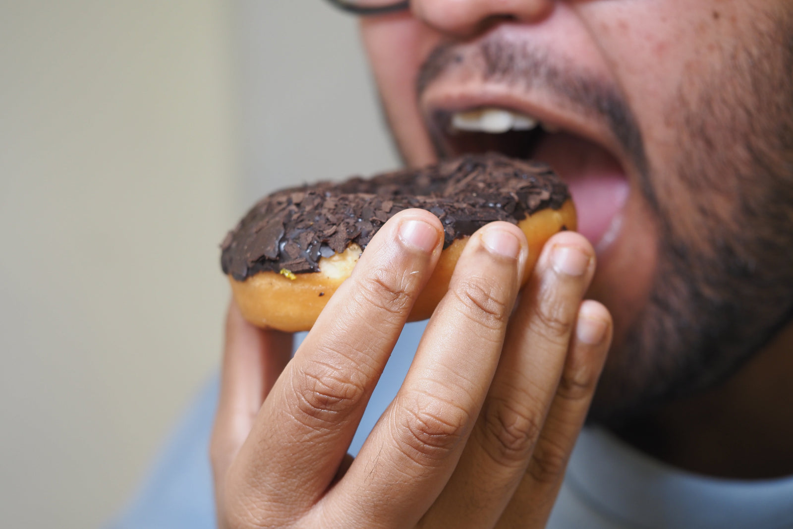 Stress Eating and Cortisol: Breaking the Stubborn Fat Cycle